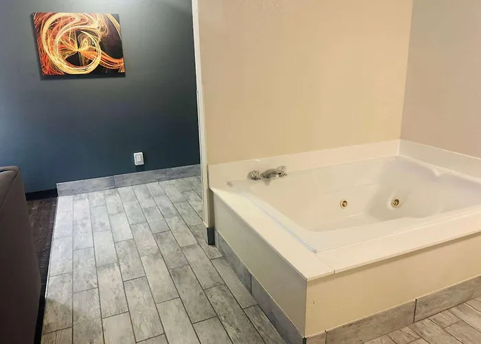 Baymont By Wyndham Il Hotel 3*