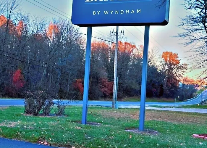 Baymont By Wyndham Il Hotel 3*