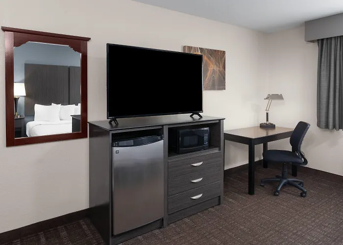 Hotel Baymont By Wyndham Il Chester
