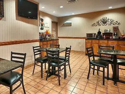 Hotel Baymont By Wyndham Il Chester