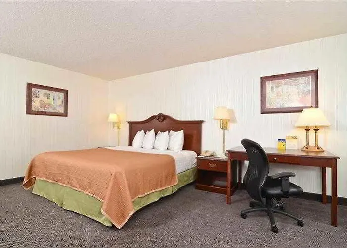 Hotel Baymont By Wyndham Il Chester